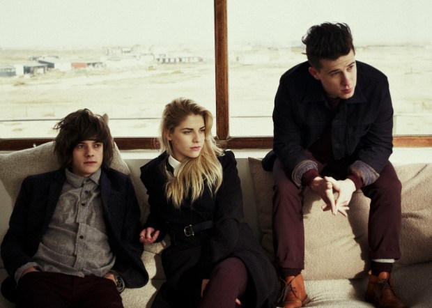 resize-LONDON_GRAMMAR_373_2lb